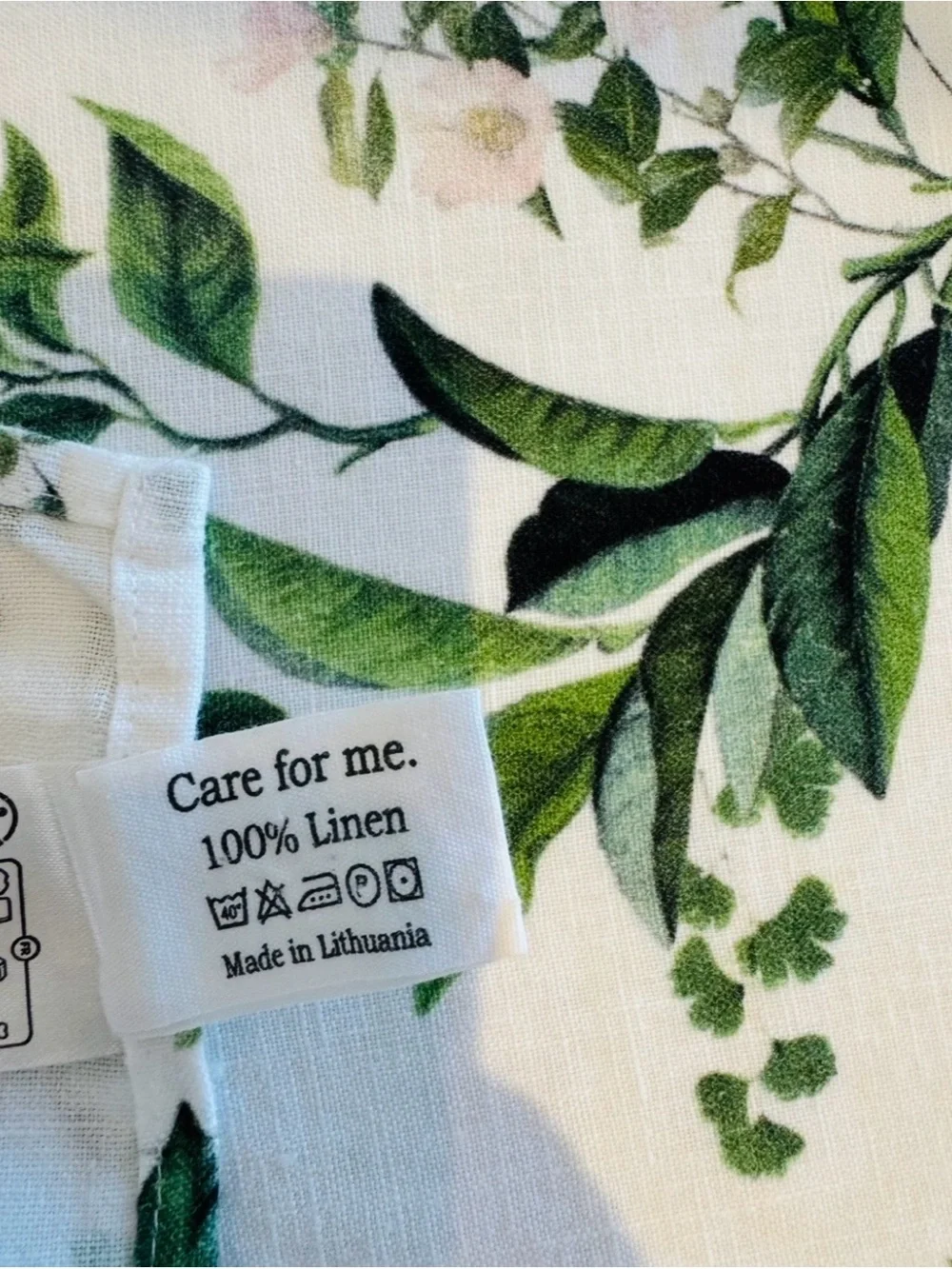 Rare Terrain By Hope Home 100% Linen Botanical Tablecloth Green & White